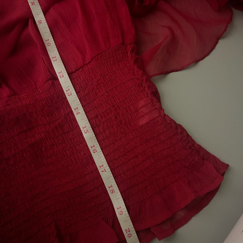 Live 4 Truth Juniors Medium Red Pleated Ruffle Cape V Neck Latin Inspired NEW - Picture 6 of 9